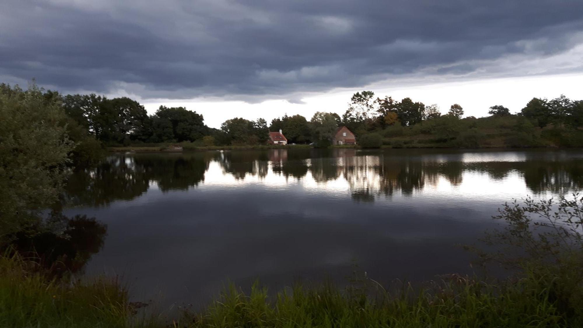 Le Coeur Du Moulin - Chambre D'Hote Saint-Aubin-le-Monial エクステリア 写真